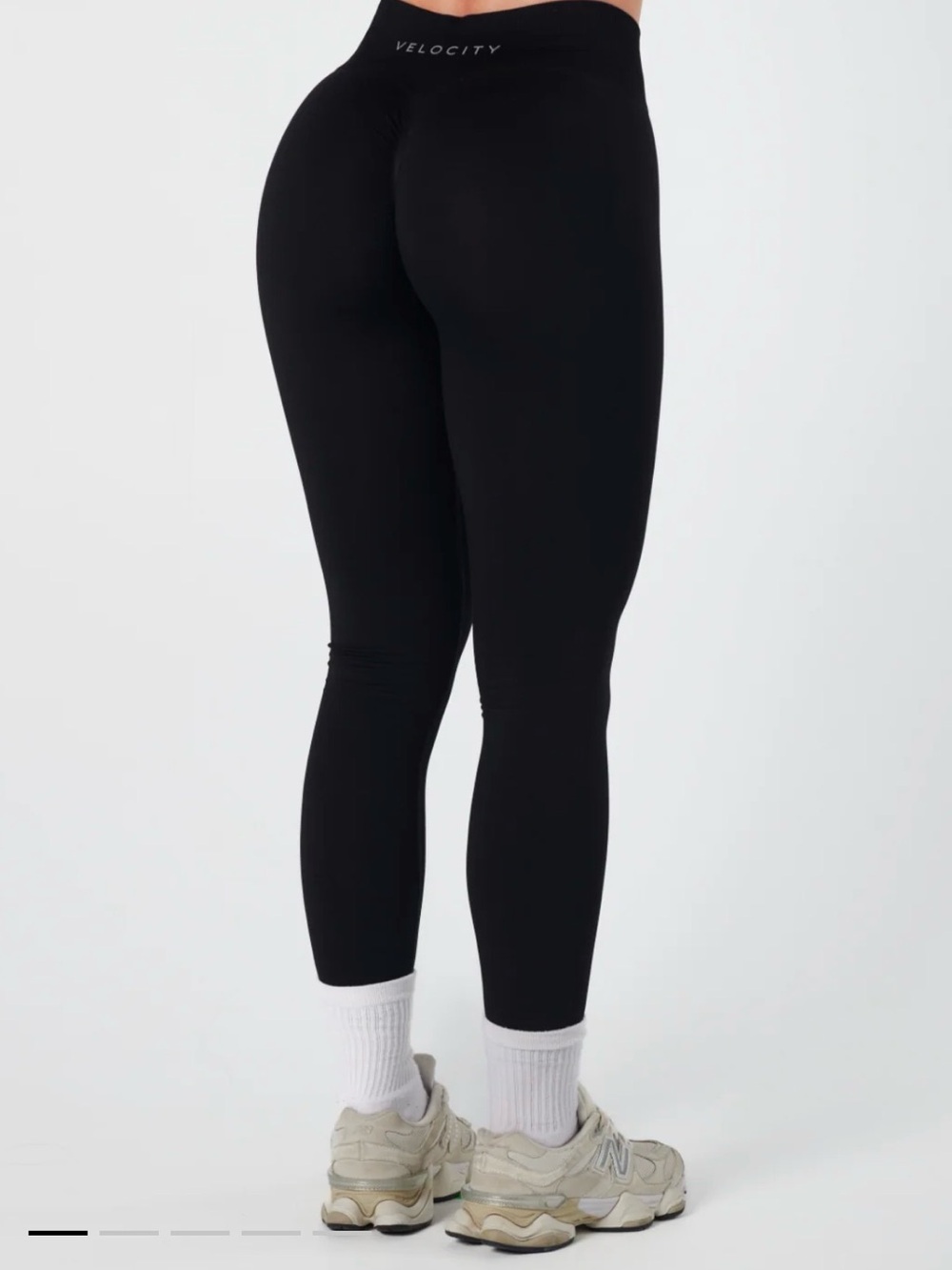 Velocity Activewear Signature scrunch leggings small